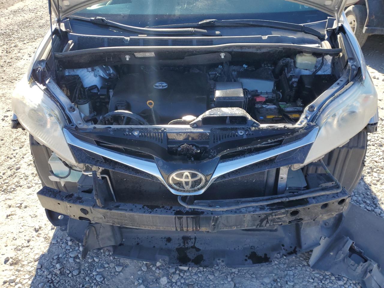 2018 Toyota Sienna Le VIN: 5TDKZ3DC3JS920174 Lot: 91612495