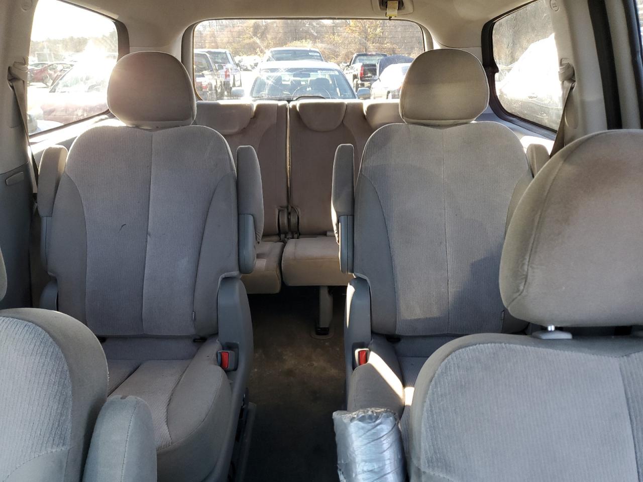 2014 Kia Sedona Lx VIN: KNDMG4C78E6542013 Lot: 90987845