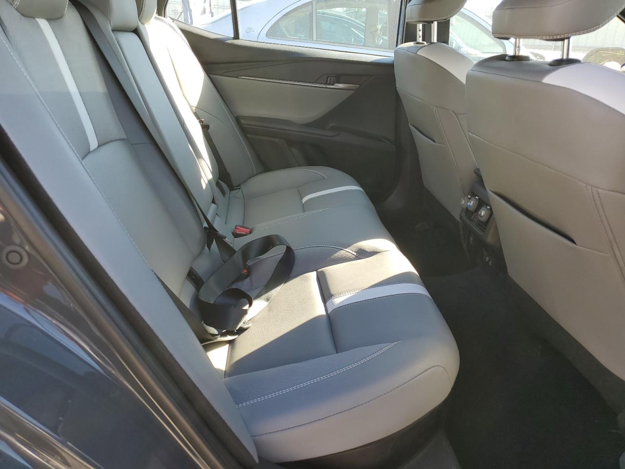 2025 Toyota Camry Xse VIN: 4T1DAACK2SU585415 Lot: 92981655