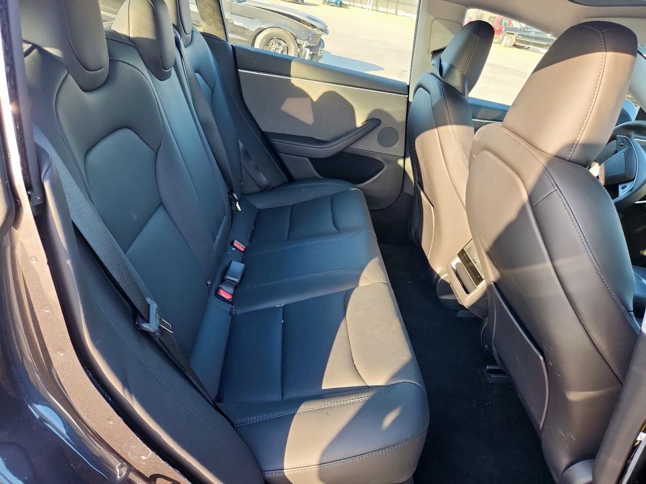 2025 Tesla Model 3 VIN: 5YJ3E1EA2SF913305 Lot: 92719105