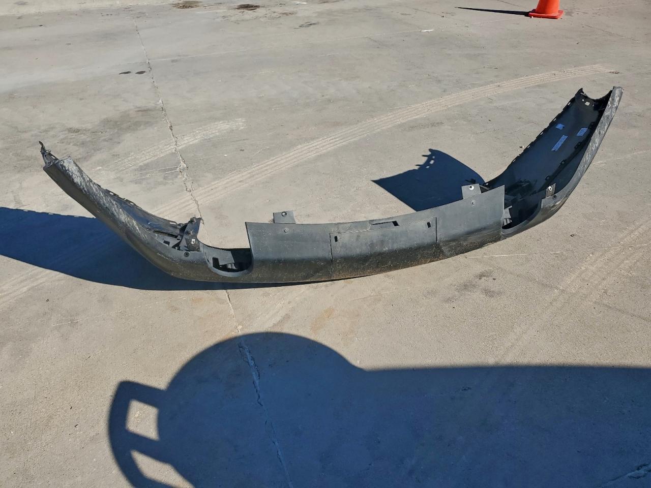 2019 Chevrolet Traverse Ls VIN: 1GNERFKW6KJ144026 Lot: 93926415