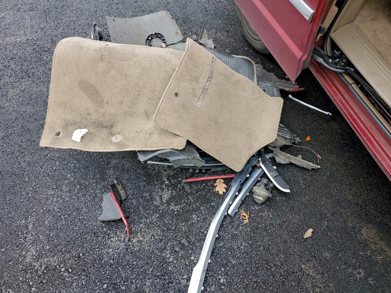 2015 Chrysler Town & Country Touring VIN: 2C4RC1BG5FR696139 Lot: 93323095