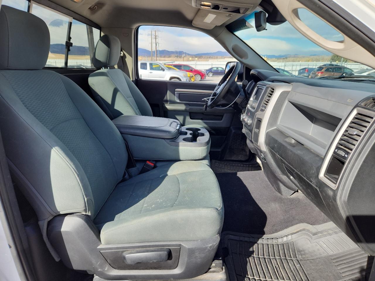 2015 Ram 1500 St VIN: 3C6JR7DTXFG631454 Lot: 89806875