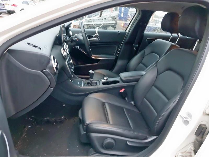 2017 MERCEDES-BENZ A CLASS A180D SE 5DR