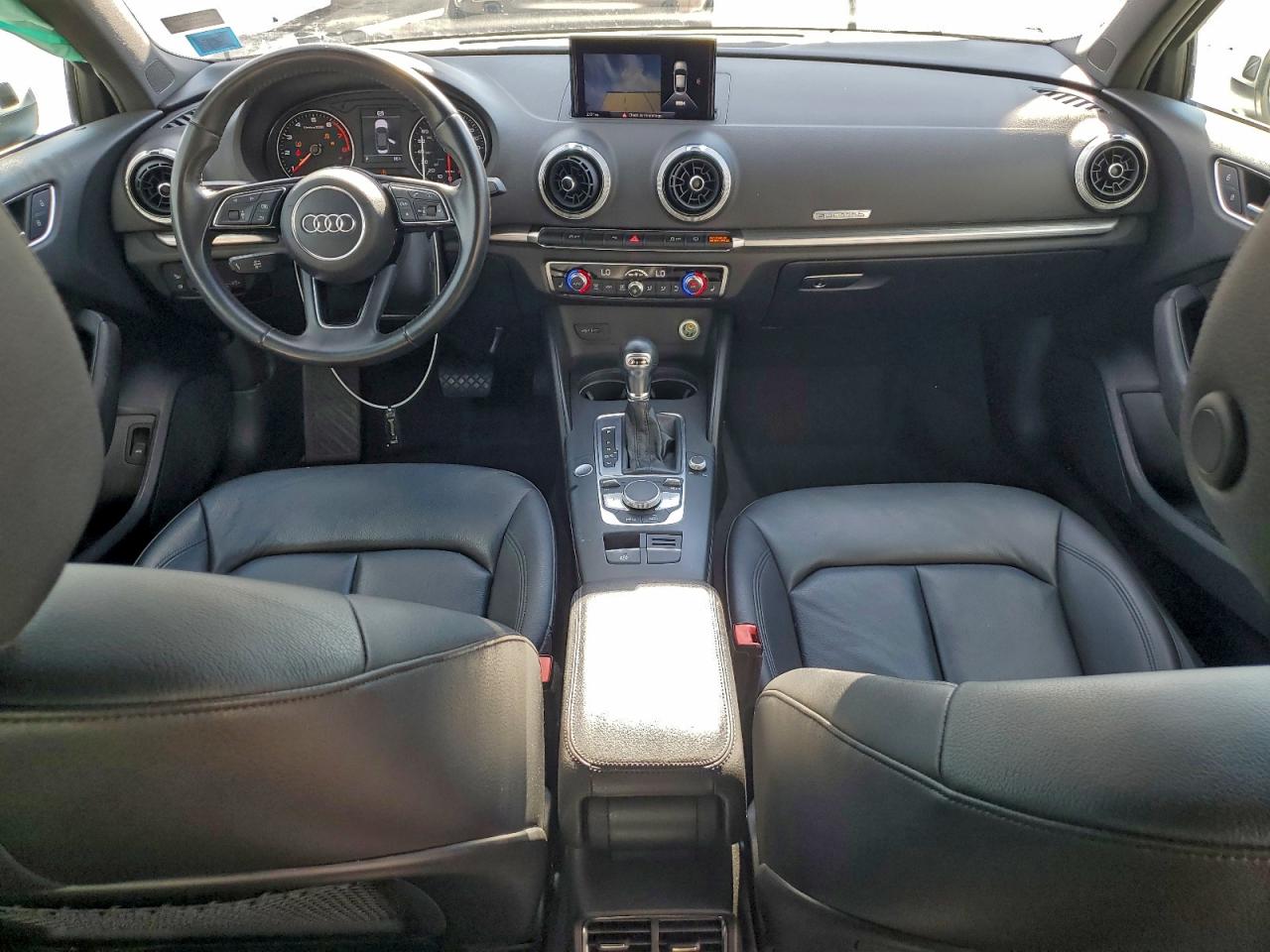 2018 Audi A3 Premium Plus VIN: WAUJ8GFF4J1011173 Lot: 93701365