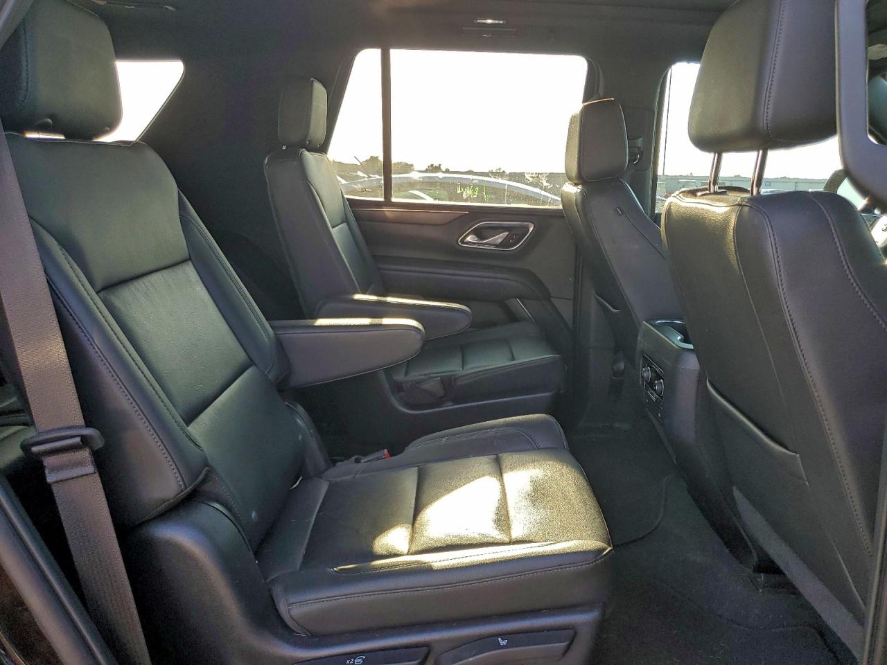 2022 Chevrolet Tahoe K1500 Z71 VIN: 1GNSKPKLXNR104640 Lot: 91308675