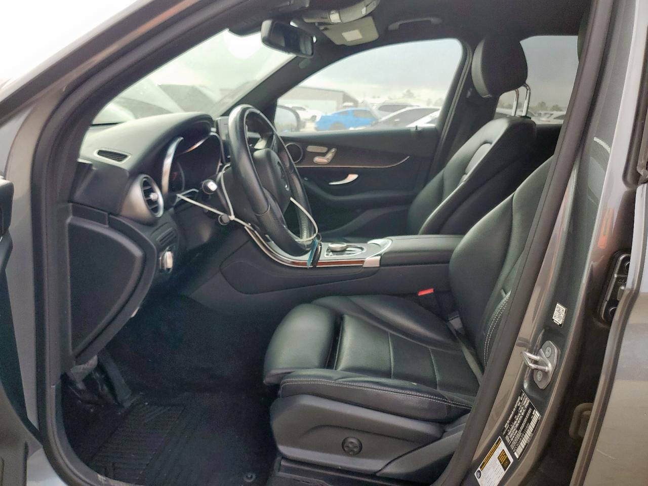 2017 Mercedes-Benz Glc 300 VIN: WDC0G4JB3HF131820 Lot: 93456285