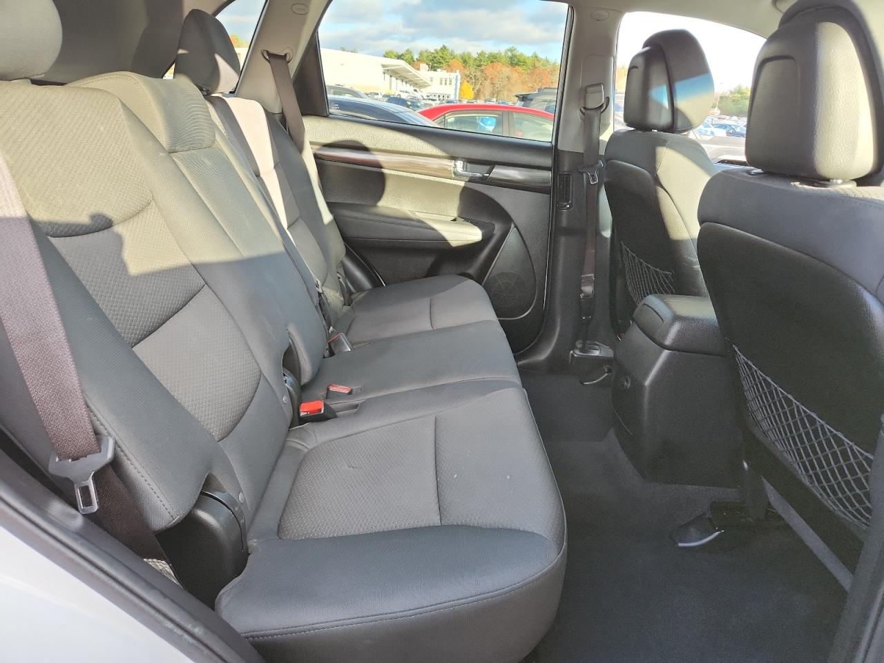 2012 Kia Sorento Base VIN: 5XYKT3A12CG267759 Lot: 92439495