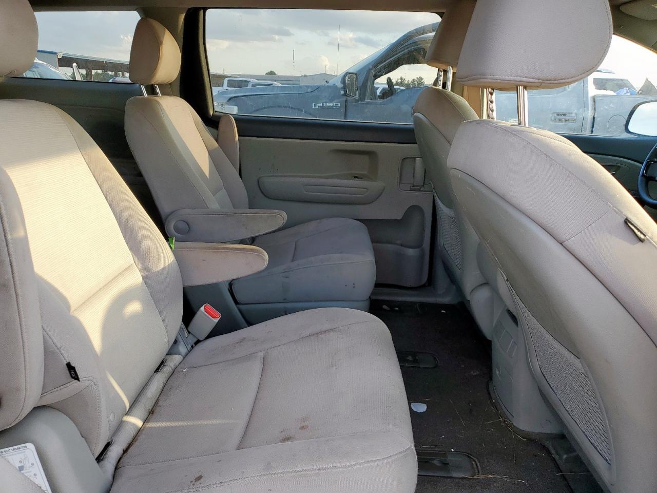 2015 Kia Sedona Lx VIN: KNDMB5C19F6063679 Lot: 93325995