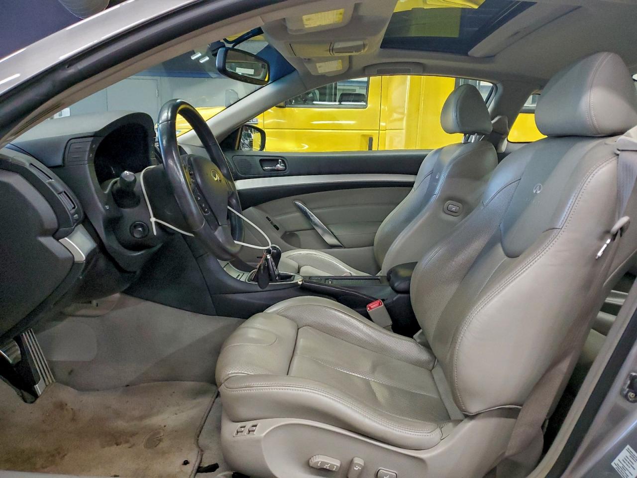 2008 Infiniti G37 Base VIN: JNKCV64EX8M115991 Lot: 93898975