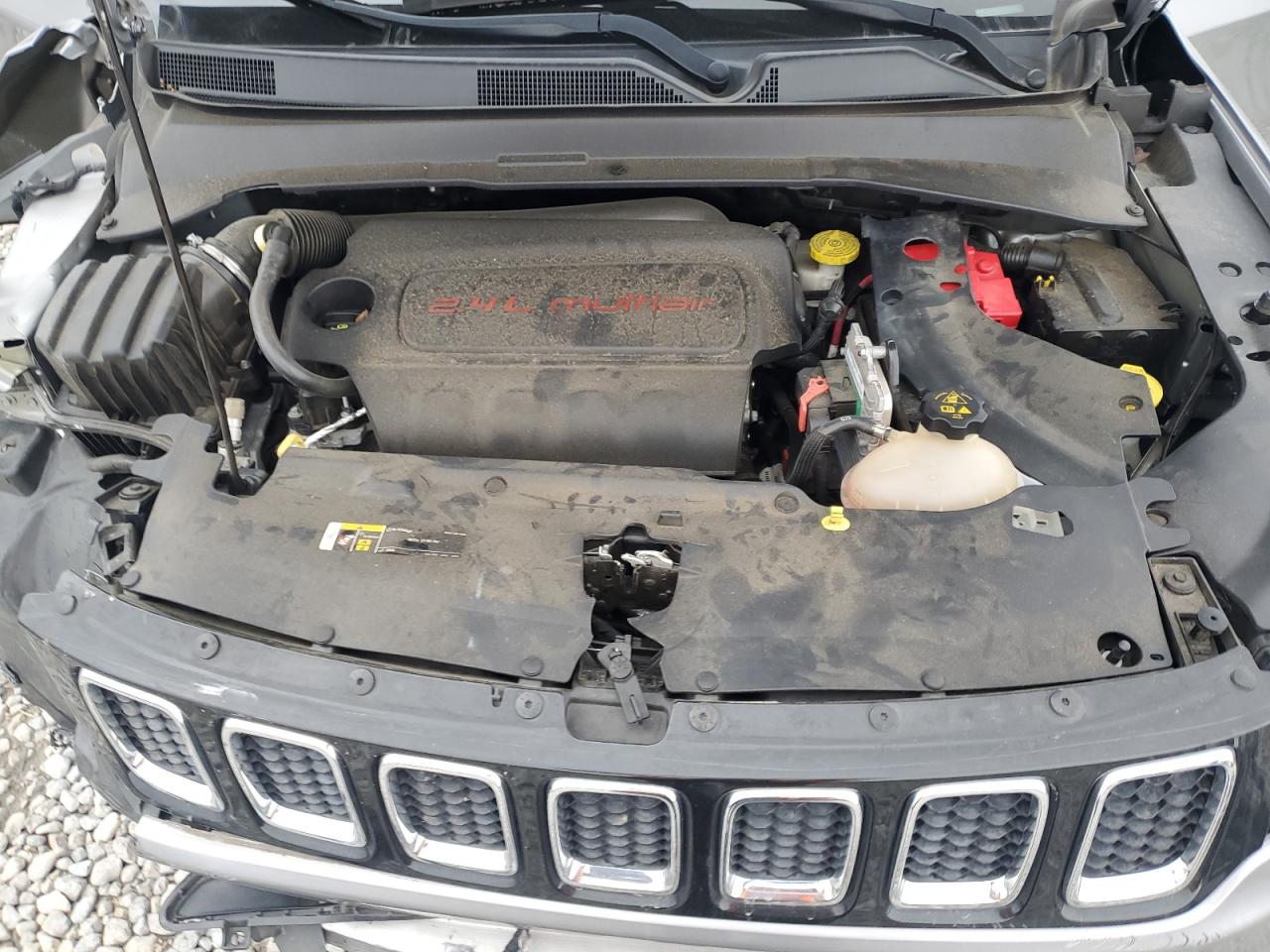 2019 Jeep Compass Latitude VIN: 3C4NJCBB5KT743360 Lot: 91930825