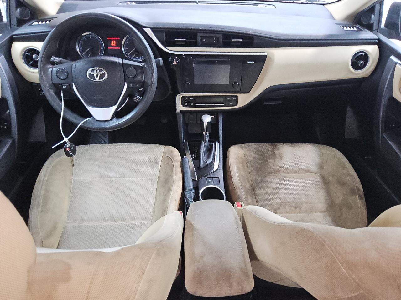 2017 Toyota Corolla L VIN: 2T1BURHE1HC917371 Lot: 93122925