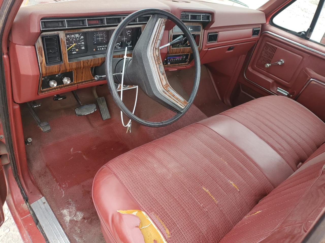 1984 Ford F150 VIN: 2FTCF15F8ECA59862 Lot: 93356565