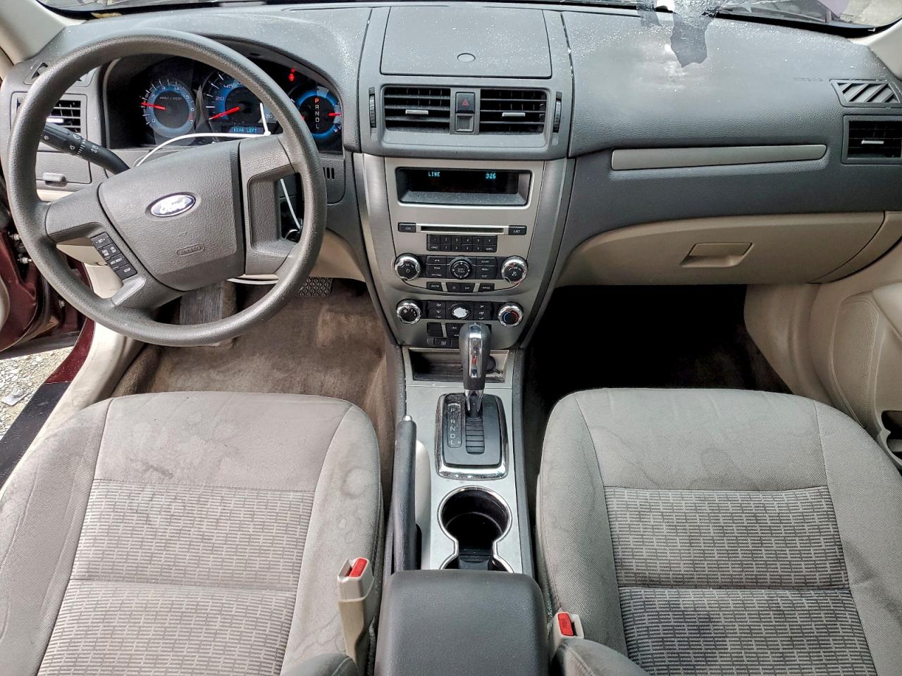 2011 Ford Fusion S VIN: 3FAHP0GA3BR322069 Lot: 94289755