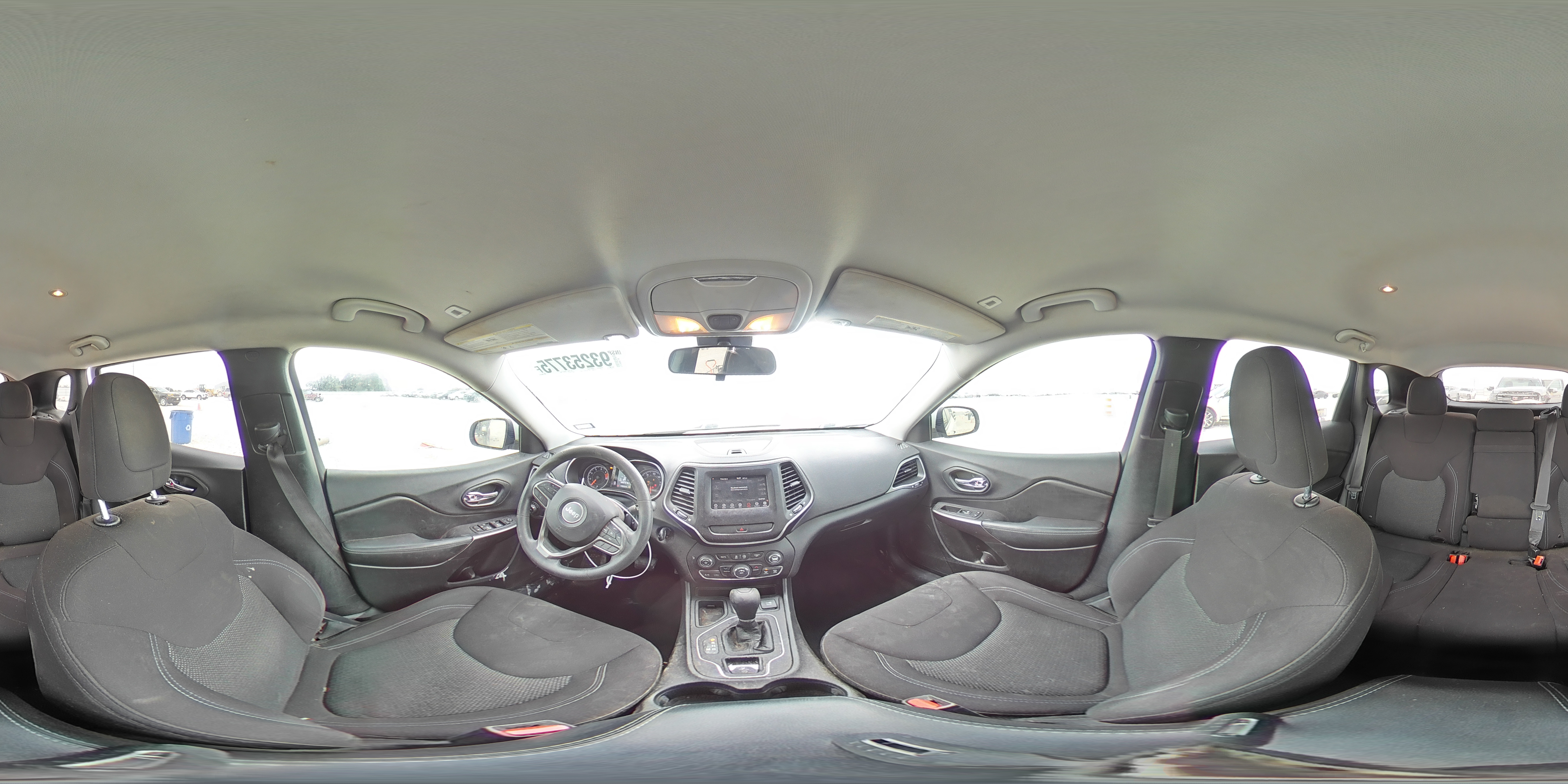 2019 Jeep Cherokee Latitude VIN: 1C4PJLCBXKD326541 Lot: 93253775