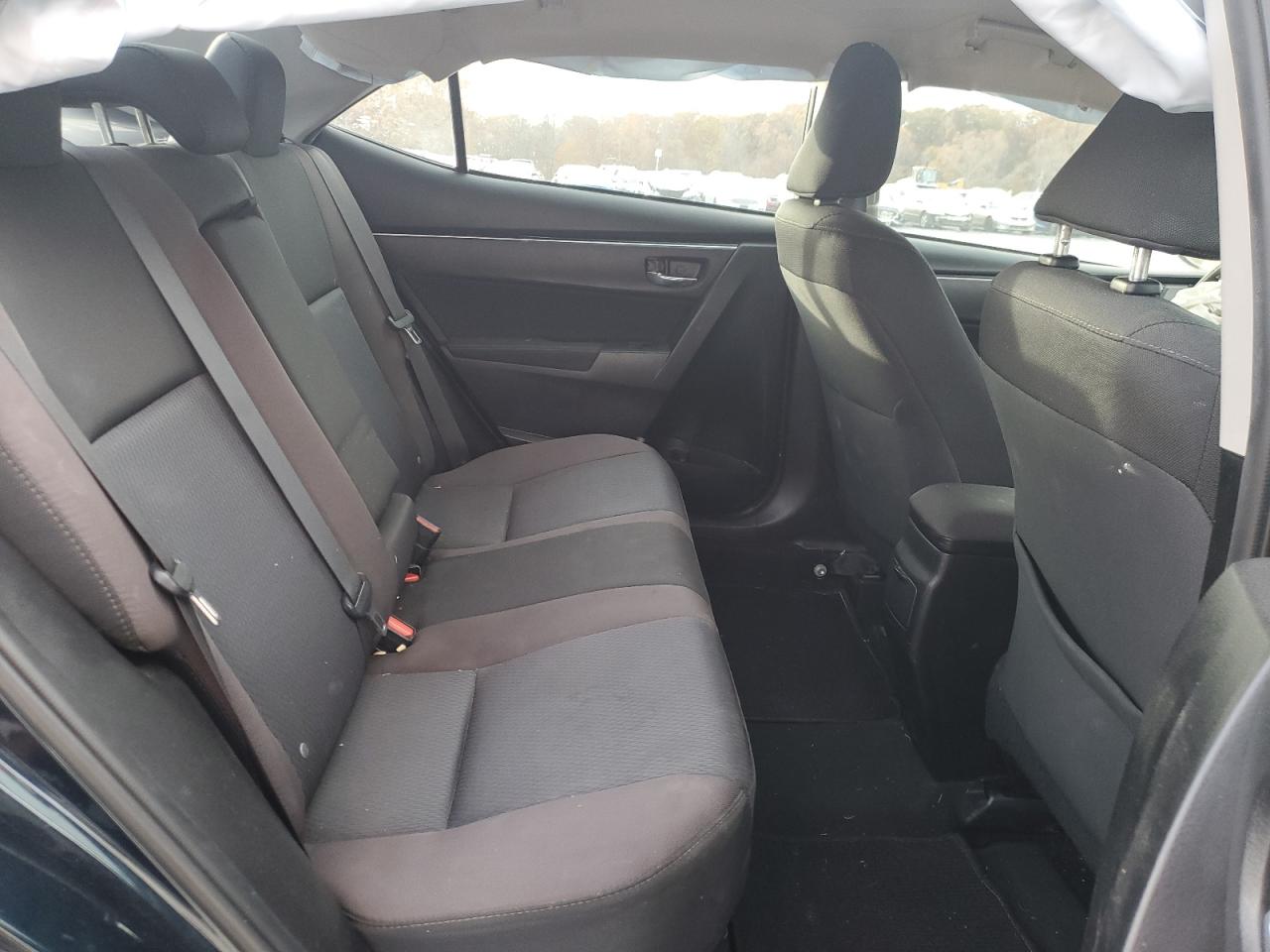 2017 Toyota Corolla L VIN: 5YFBURHE6HP724472 Lot: 92161335