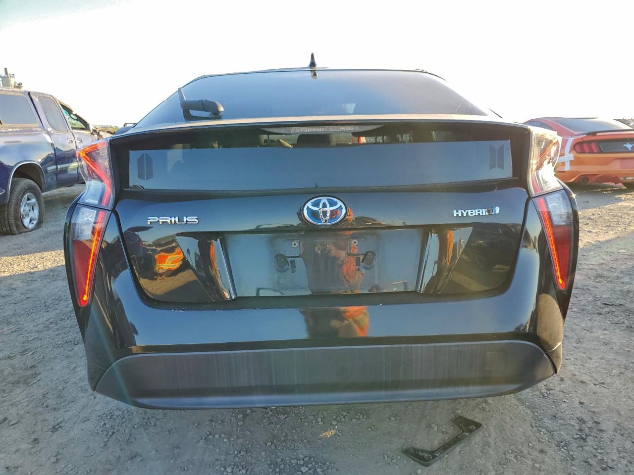 2016 Toyota Prius VIN: JTDKBRFU1G3501926 Lot: 93645245