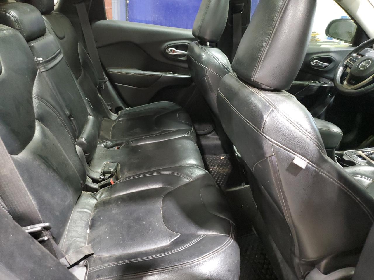 2015 Jeep Cherokee Latitude VIN: 1C4PJMCS7FW527863 Lot: 93277535