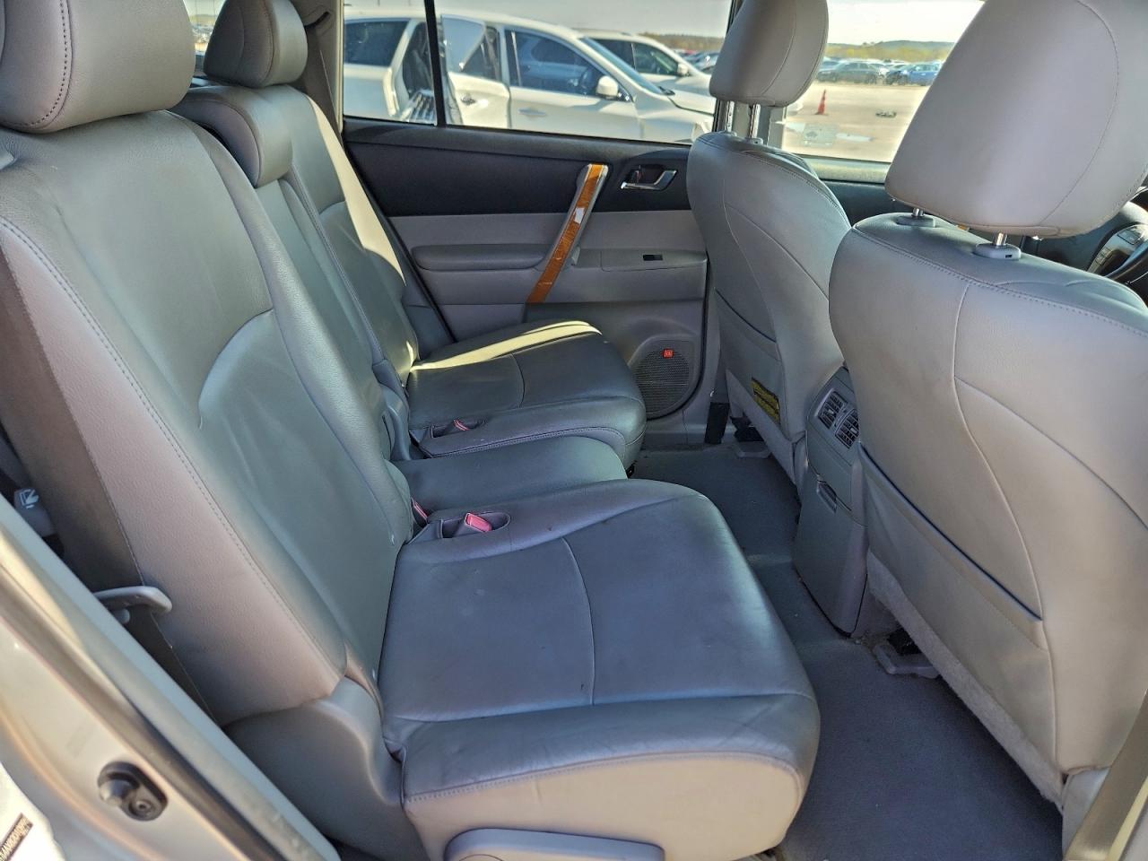 2008 Toyota Highlander Hybrid Limited VIN: JTEEW44AX82010996 Lot: 91265785