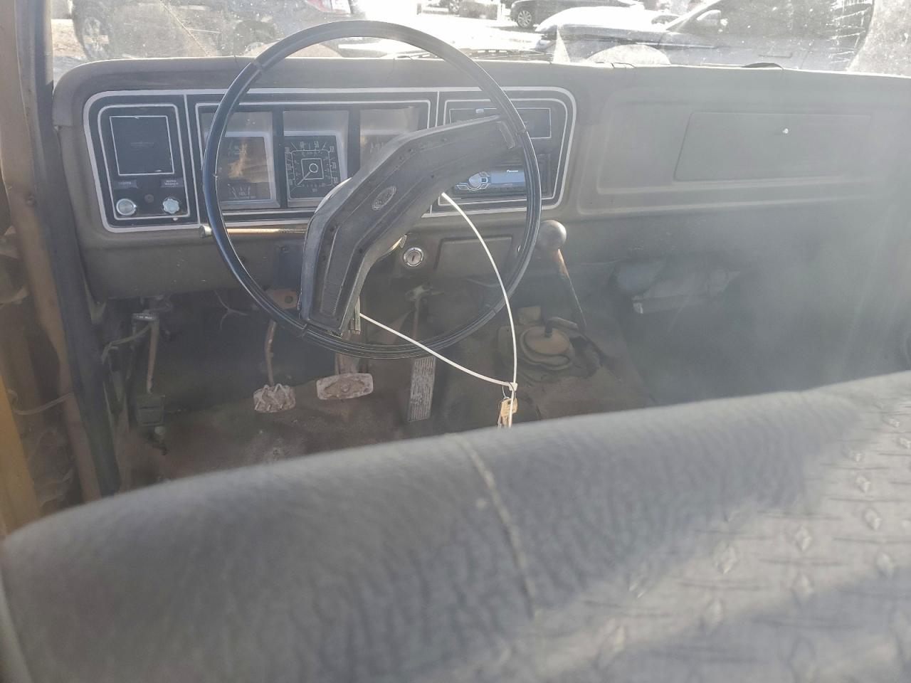 1979 Ford F-150 VIN: F15BPDC2430 Lot: 94336815