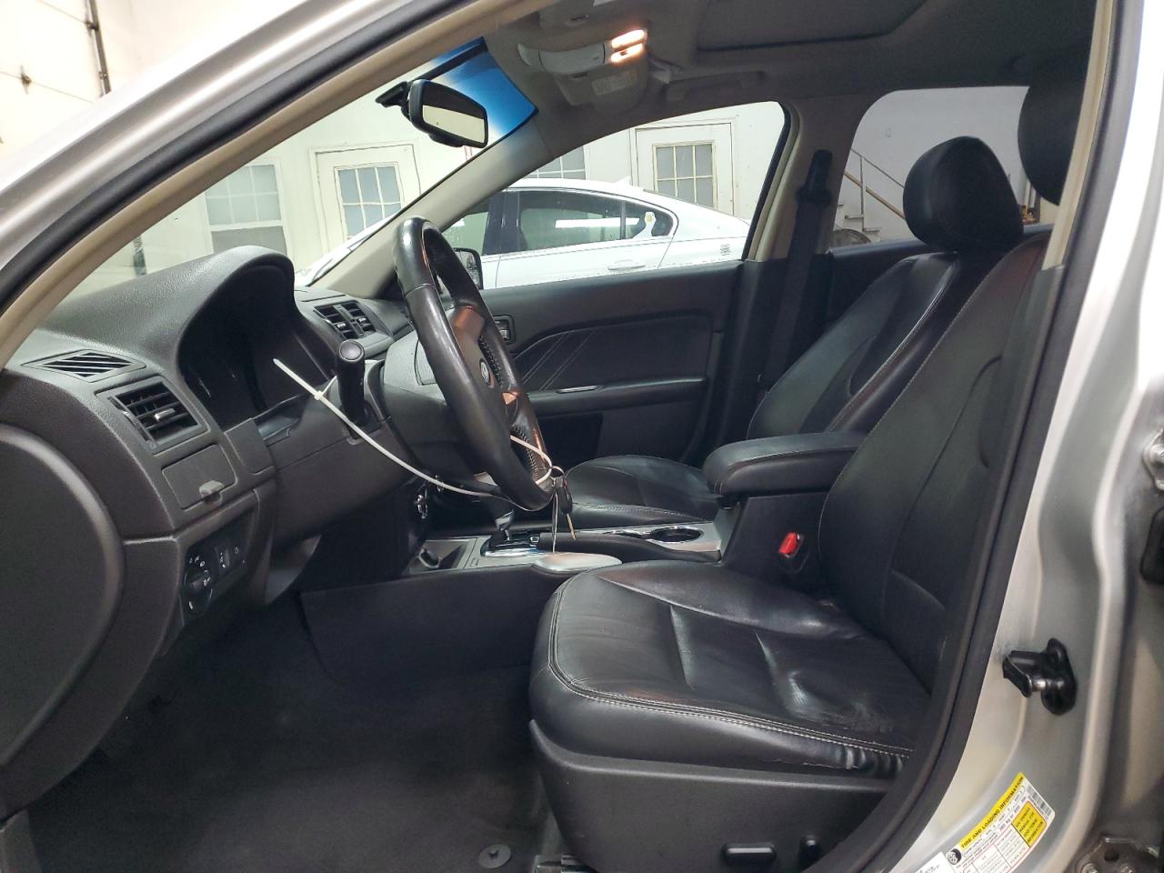 2011 Ford Fusion Sport VIN: 3FAHP0KCXBR297132 Lot: 92091015