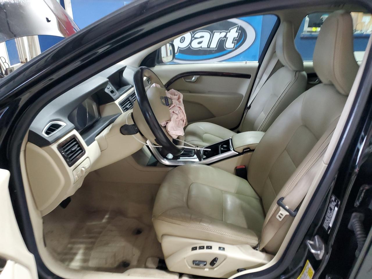 2016 Volvo Xc70 T5 Premier VIN: YV4612NK5G1250459 Lot: 90697125