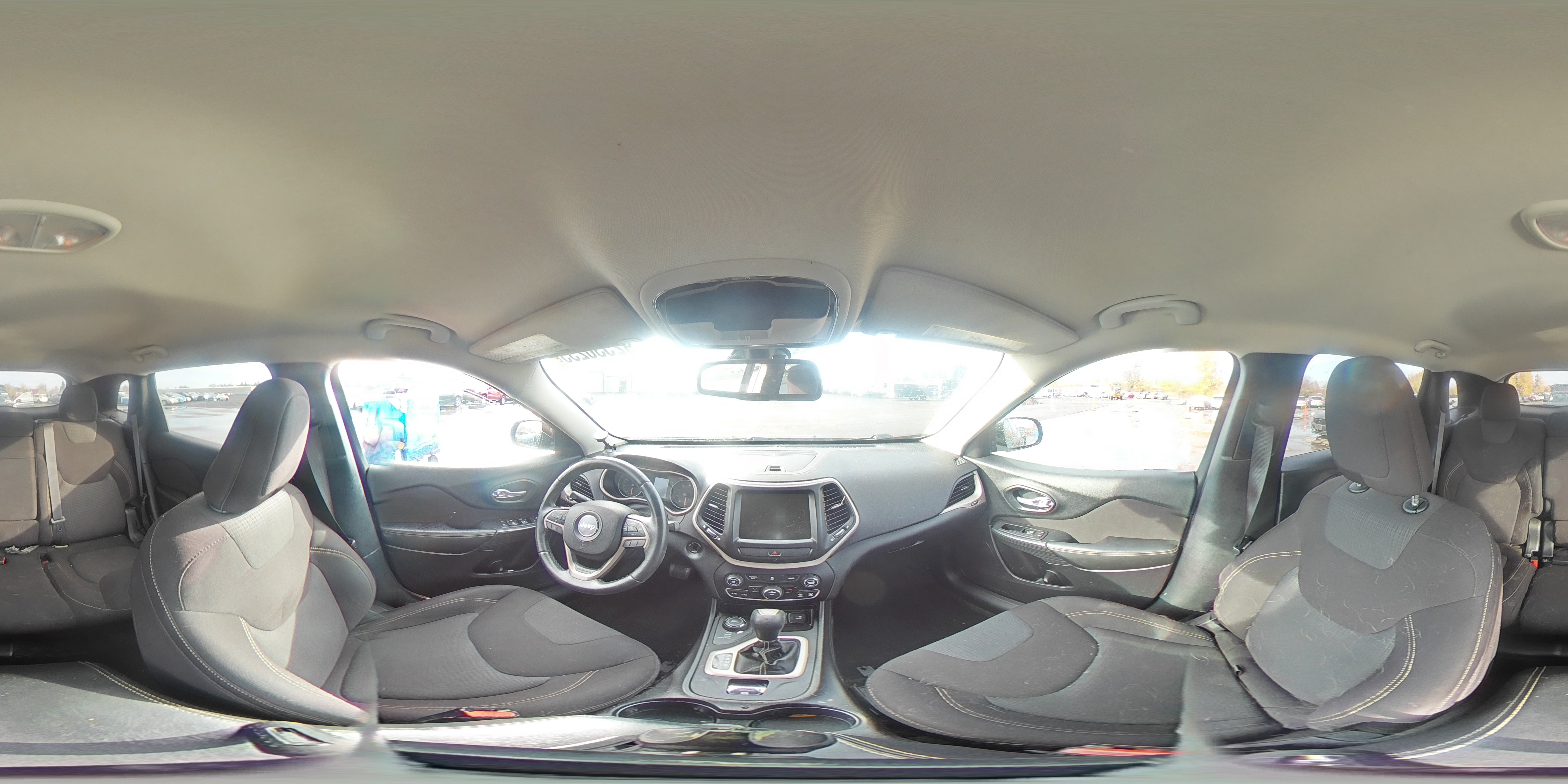 2016 Jeep Cherokee Latitude VIN: 1C4PJMCB3GW210535 Lot: 92536235