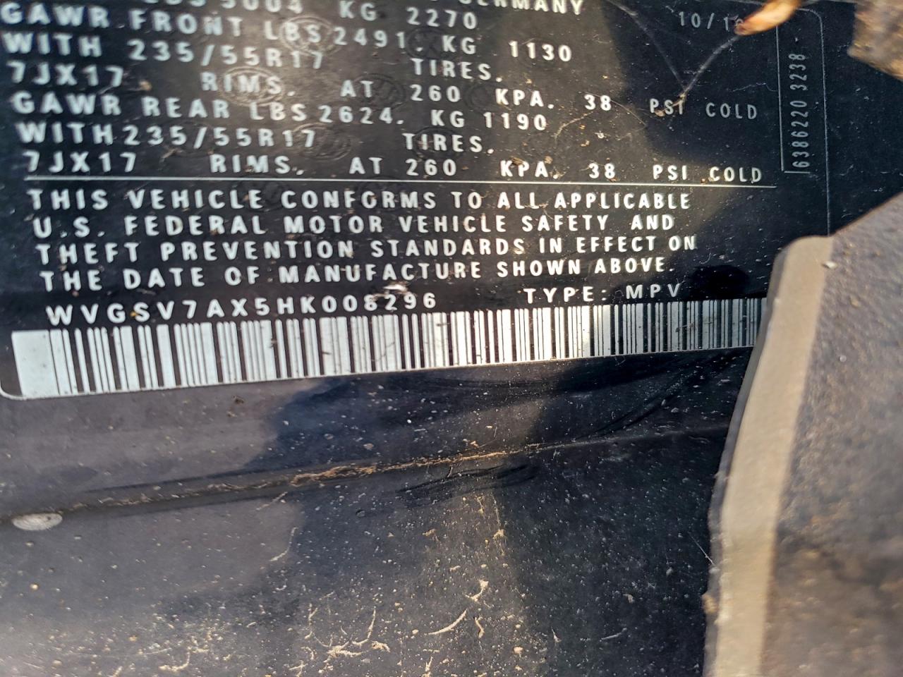 2017 Volkswagen Tiguan Wolfsburg VIN: WVGSV7AX5HK008296 Lot: 93389835