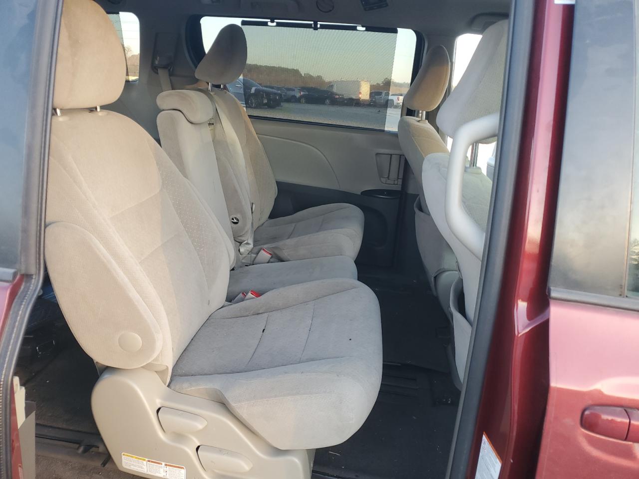 2015 Toyota Sienna Le VIN: 5TDKK3DC7FS685452 Lot: 92469725