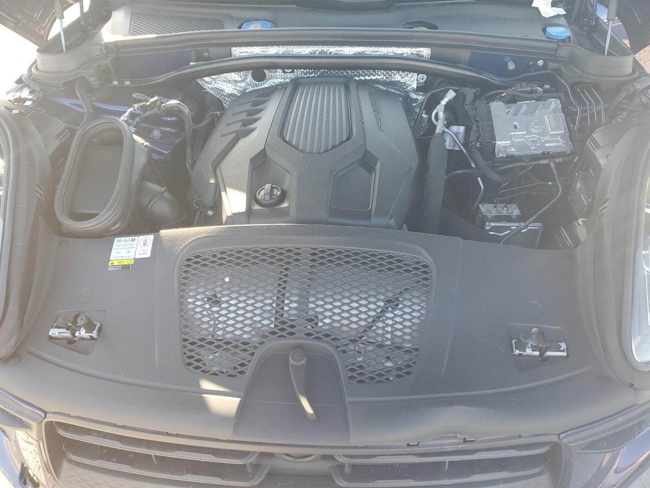 2023 Porsche Macan Base VIN: WP1AA2A59PLB15890 Lot: 93567815