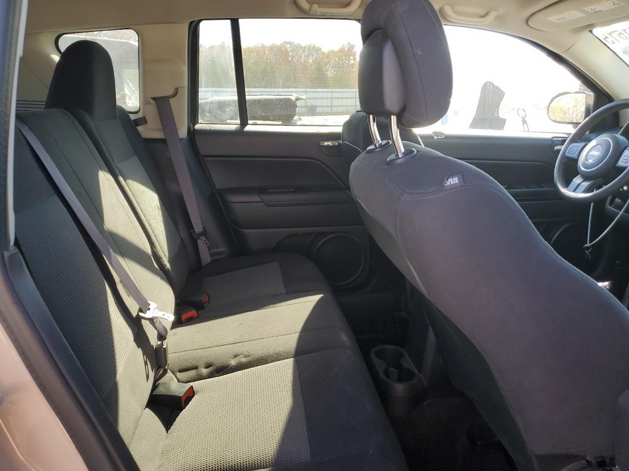 2016 Jeep Compass Sport VIN: 1C4NJDBB8GD770507 Lot: 92161615