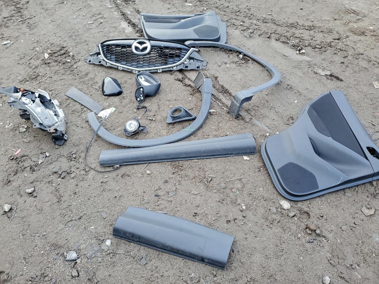 2013 Mazda Cx-5 Touring VIN: JM3KE4CE4D0142258 Lot: 93944225