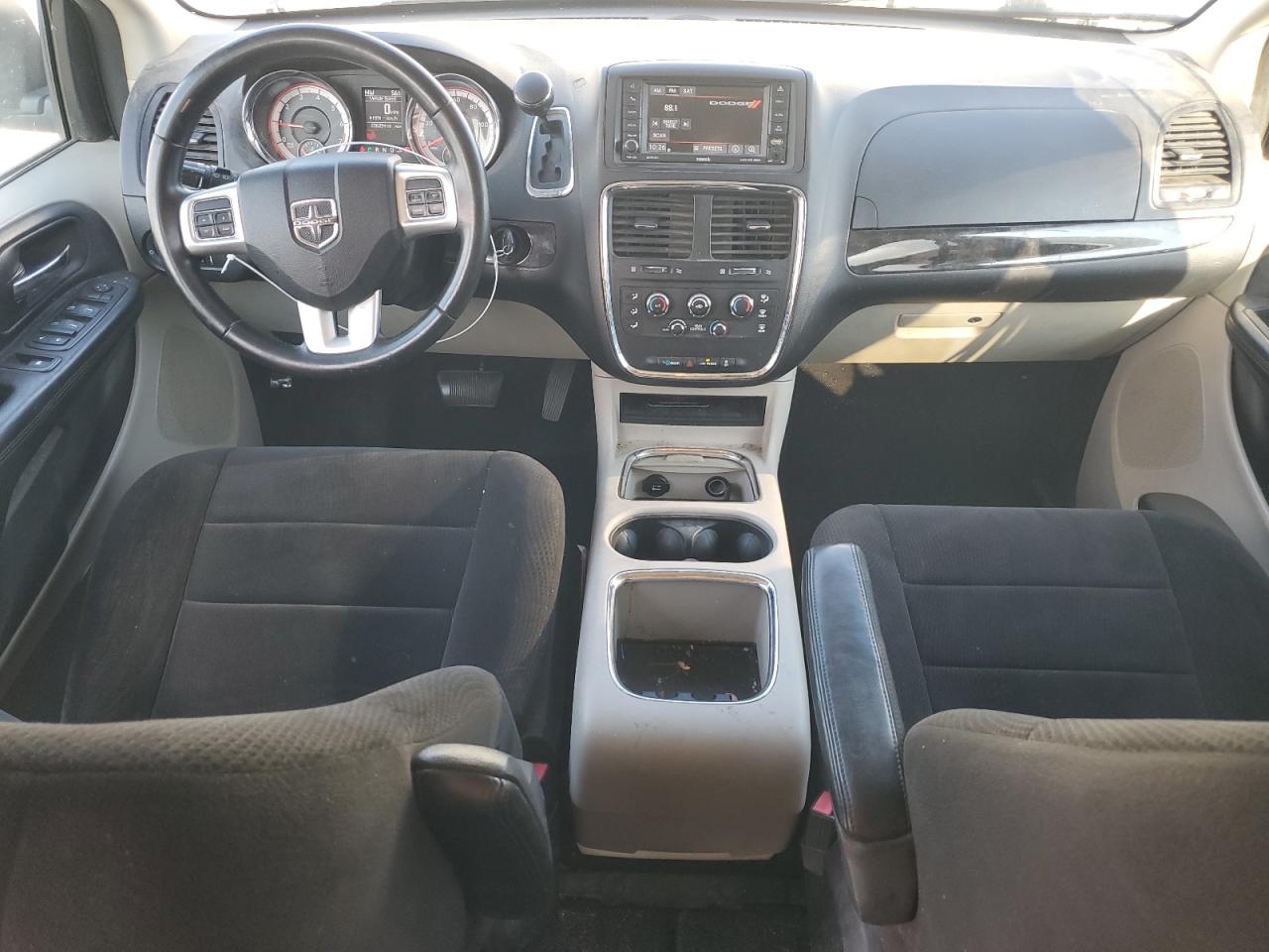 2013 Dodge Grand Caravan Sxt VIN: 2C4RDGCG8DR655189 Lot: 90900425