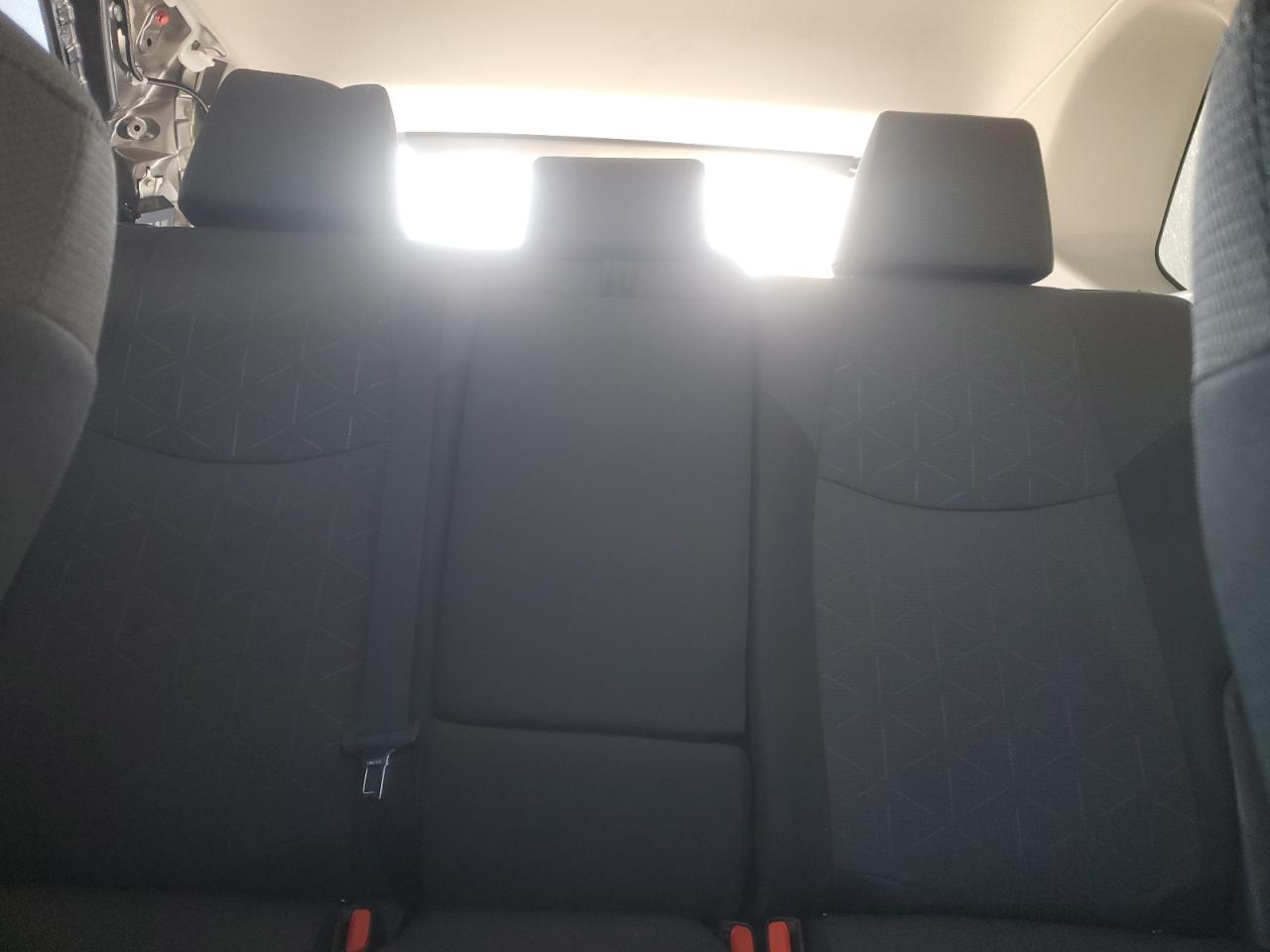 2021 Toyota Rav4 Xle VIN: 2T3P1RFV1MW142720 Lot: 92933455