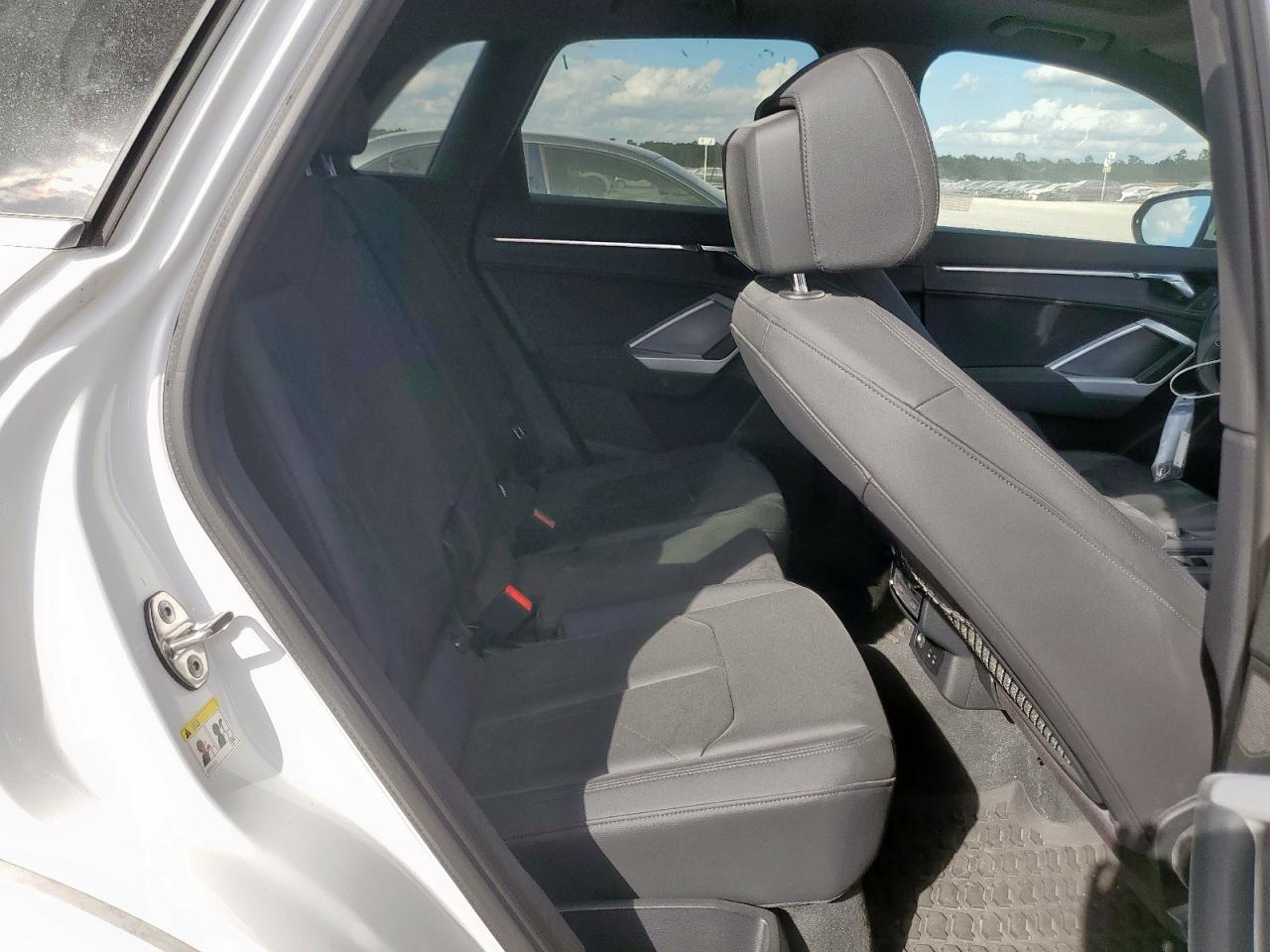 2020 Audi Q3 Premium S Line VIN: WA1DECF31L1104527 Lot: 92433455