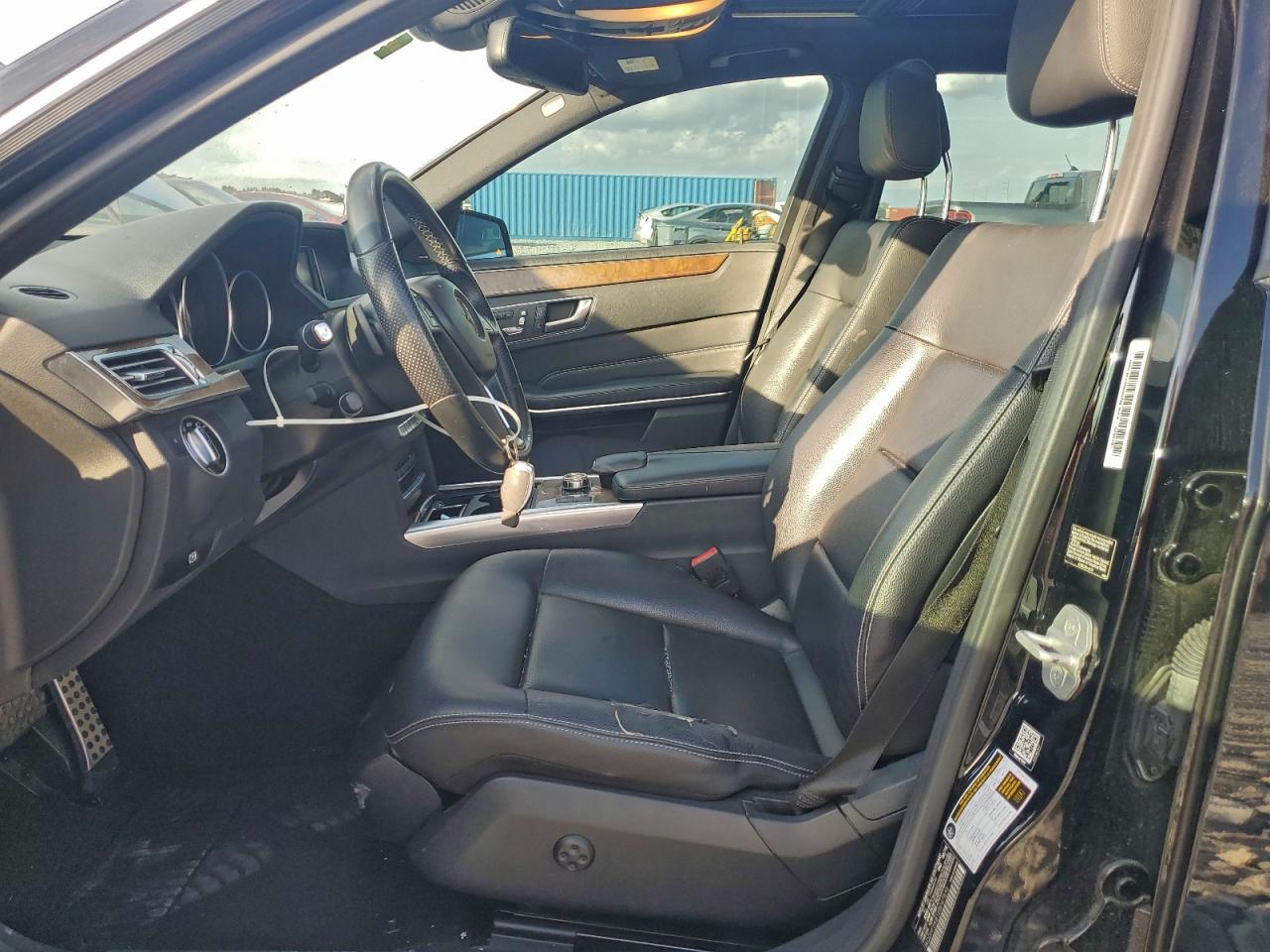 2014 Mercedes-Benz E 350 VIN: WDDHF5KB1EB047858 Lot: 94221285