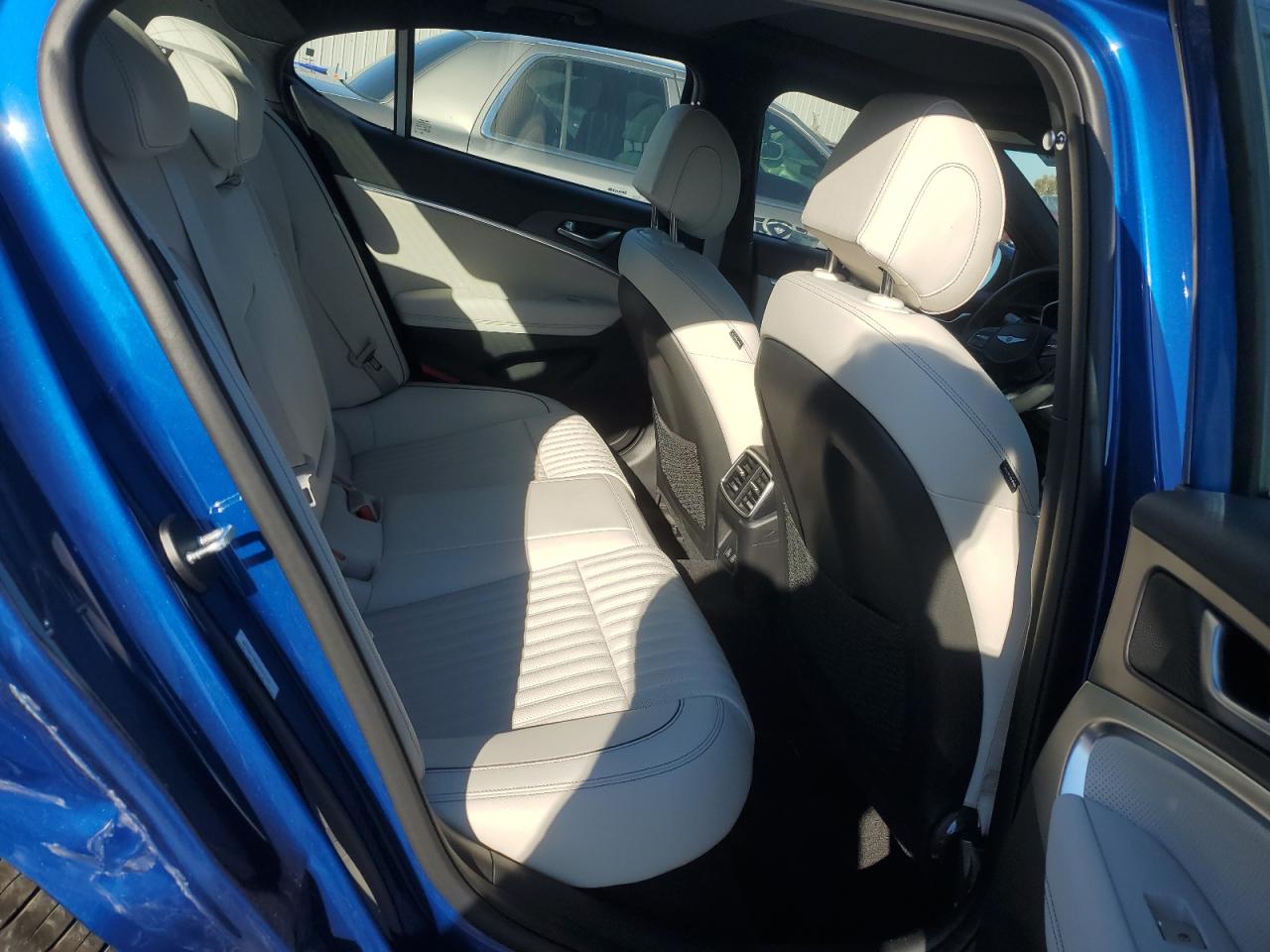 2025 Genesis G70 Base VIN: KMTG34SC9SU157639 Lot: 90783275