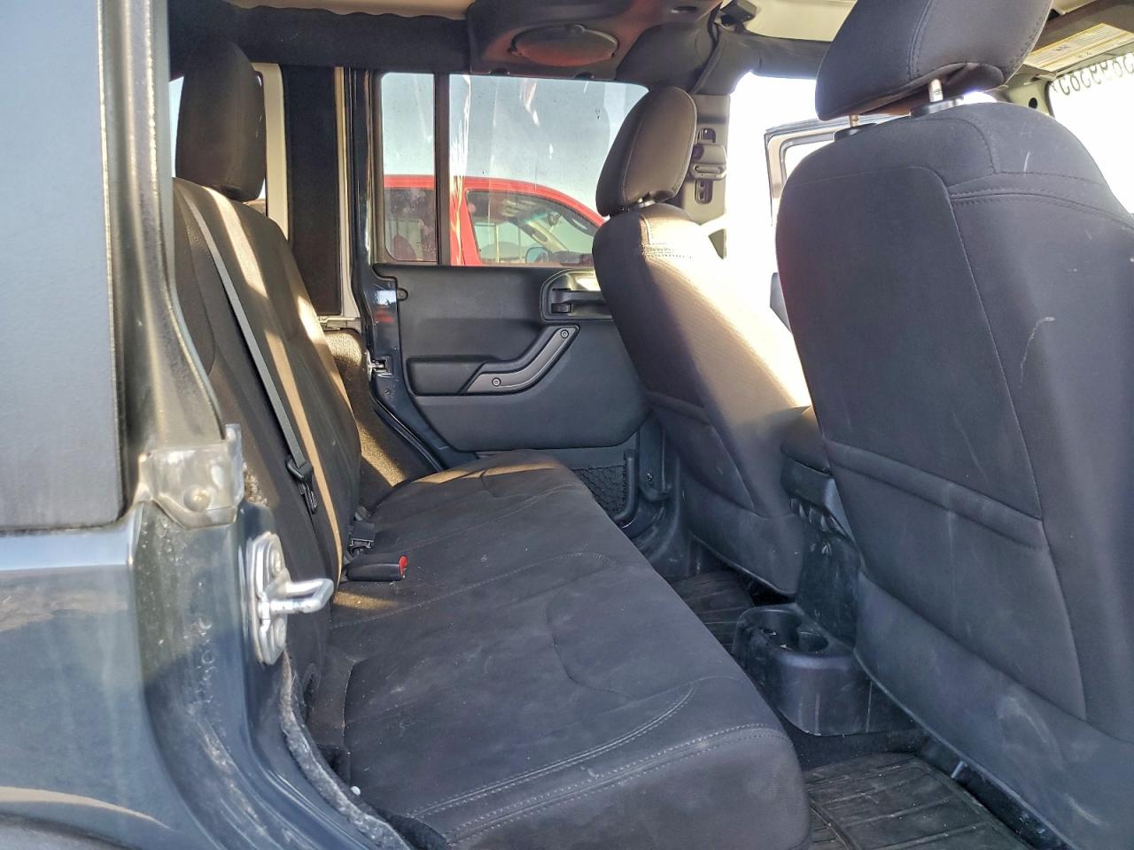 2017 Jeep Wrangler Unlimited Sport VIN: 1C4BJWDG6HL686328 Lot: 93899385