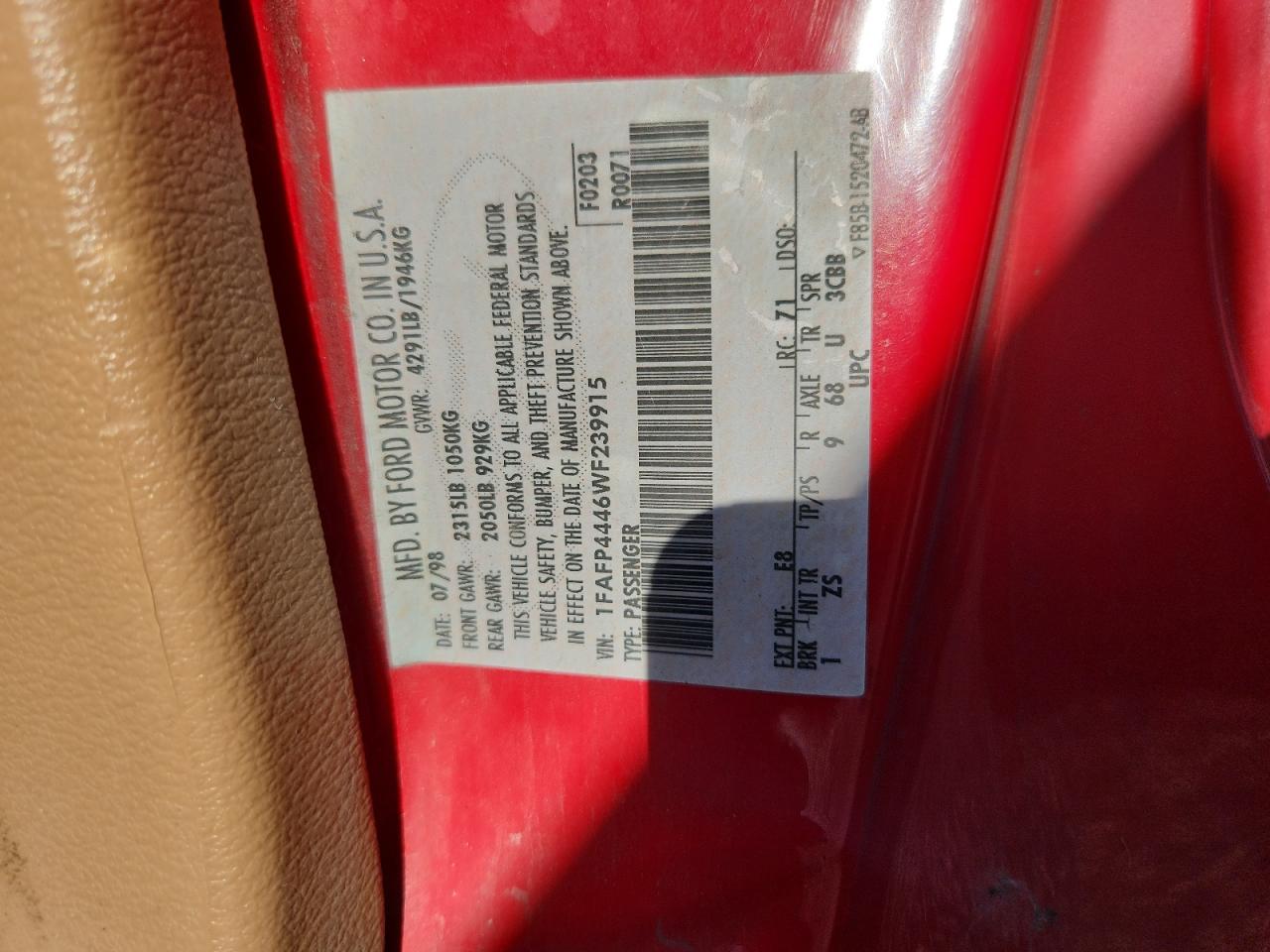 1998 Ford Mustang VIN: 1FAFP4446WF239915 Lot: 92933885