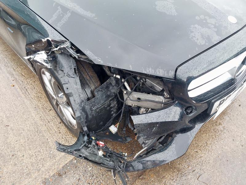 2016 MERCEDES-BENZ C CLASS C350E SPORT 4DR AUTO