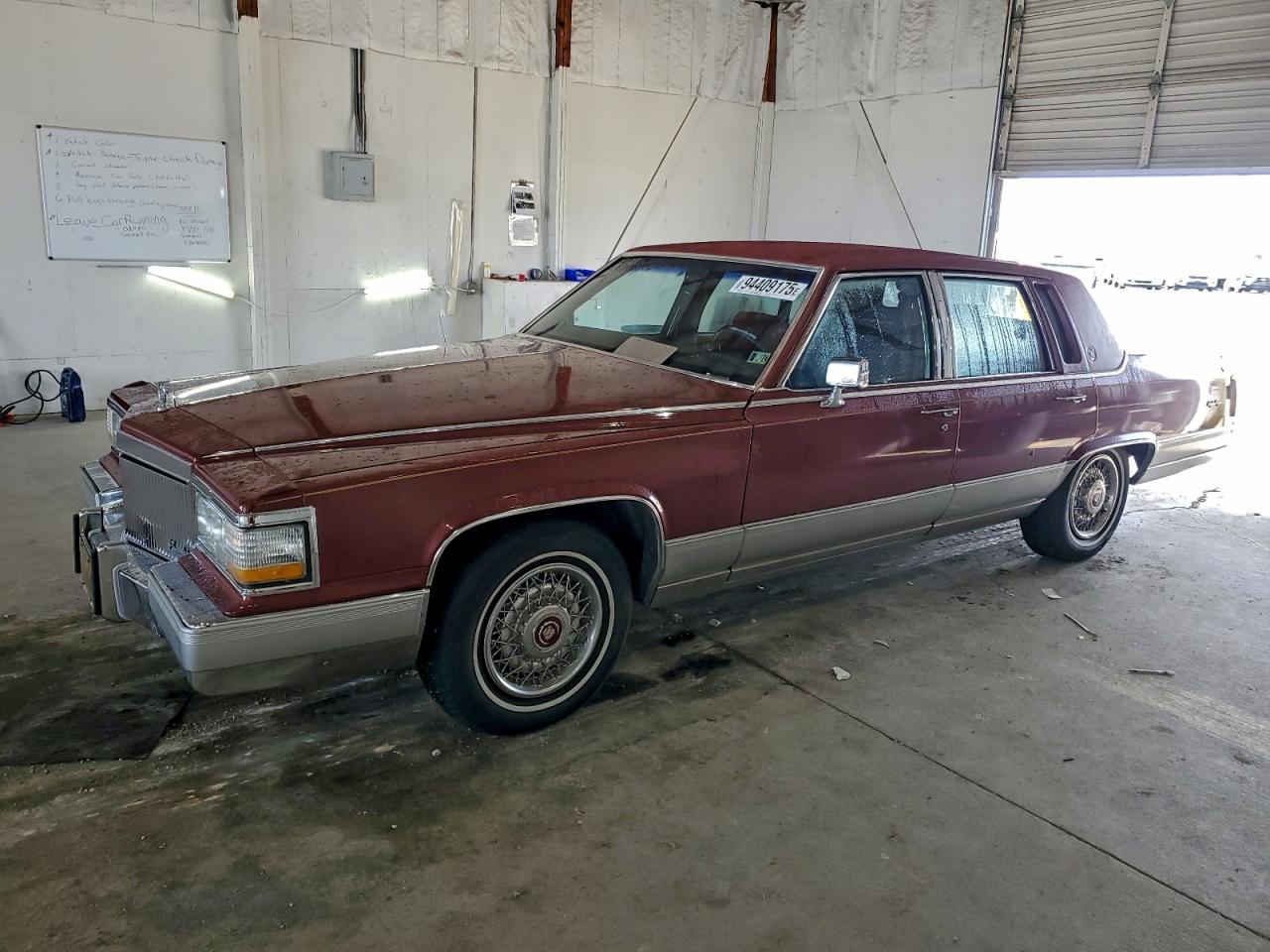 1990 Cadillac Brougham