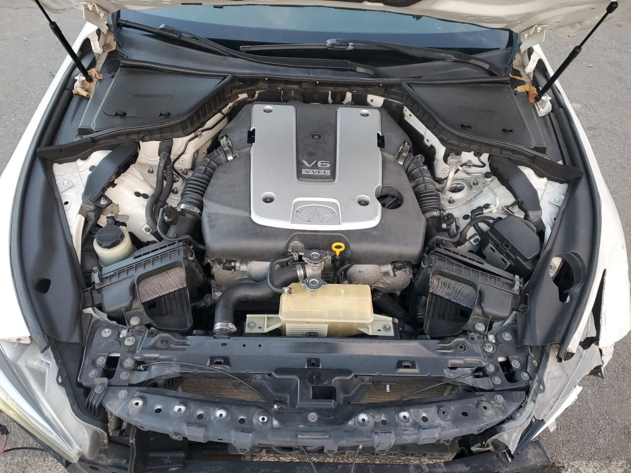 2015 Infiniti Q50 Base VIN: JN1BV7AP2FM337658 Lot: 93303885