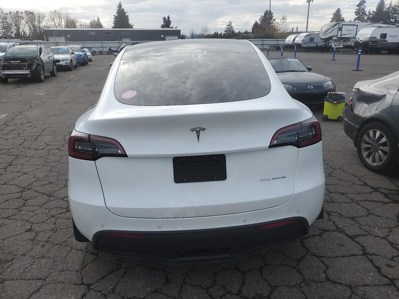2022 Tesla Model Y VIN: 7SAYGDEE3NF444284 Lot: 92721865
