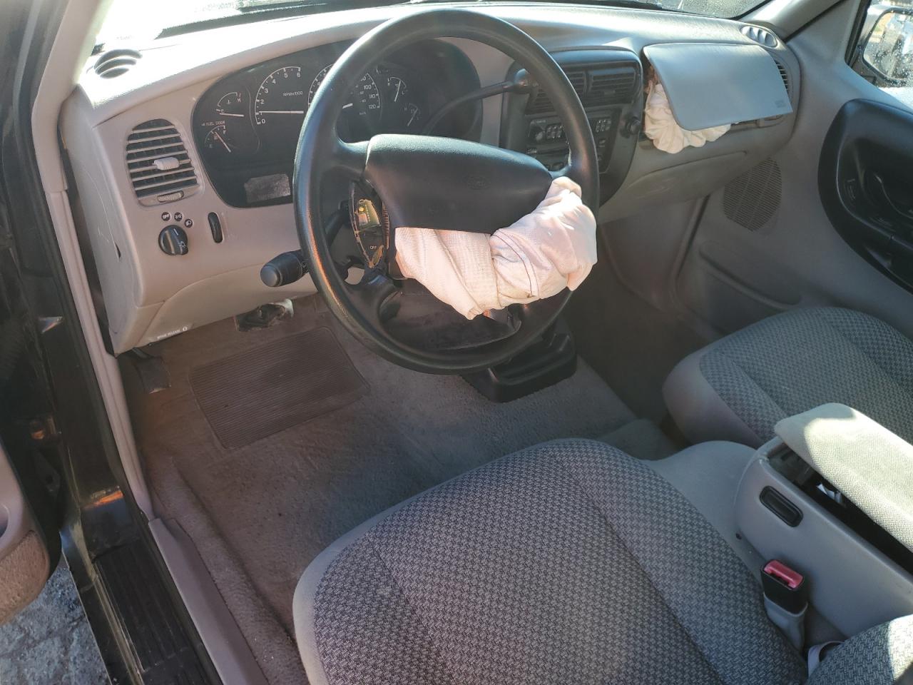 1998 Ford Ranger Super Cab VIN: 1FTYR14U6WTA73442 Lot: 92579075