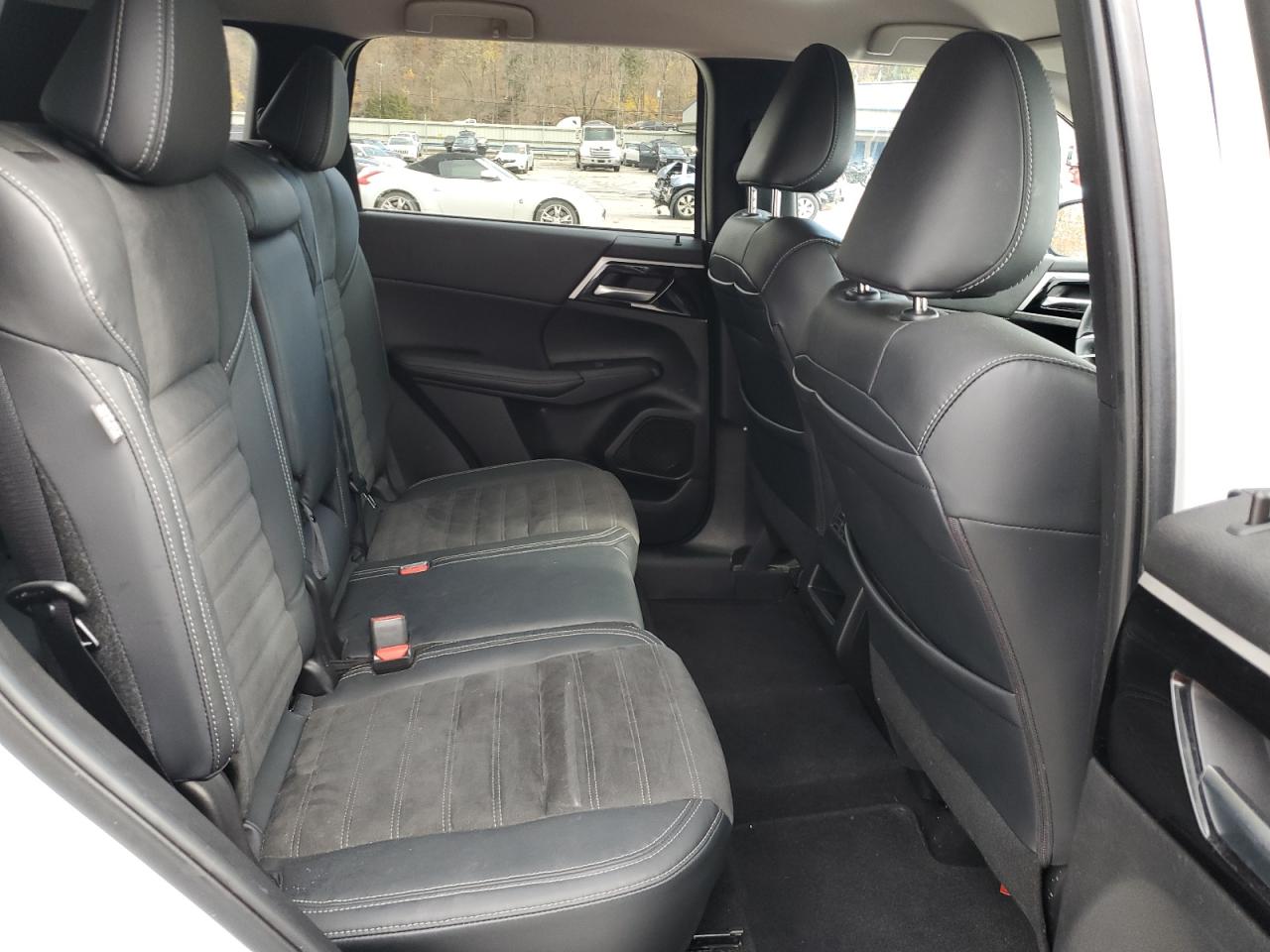 2023 Mitsubishi Outlander Se VIN: JA4J4UA8XPZ055348 Lot: 92191655