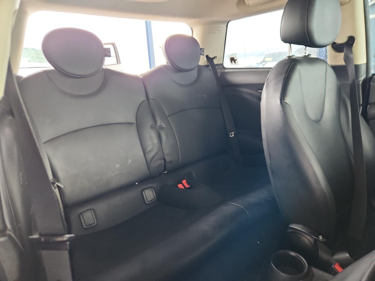 2013 Mini Cooper VIN: WMWSU3C57DT685721 Lot: 92758125