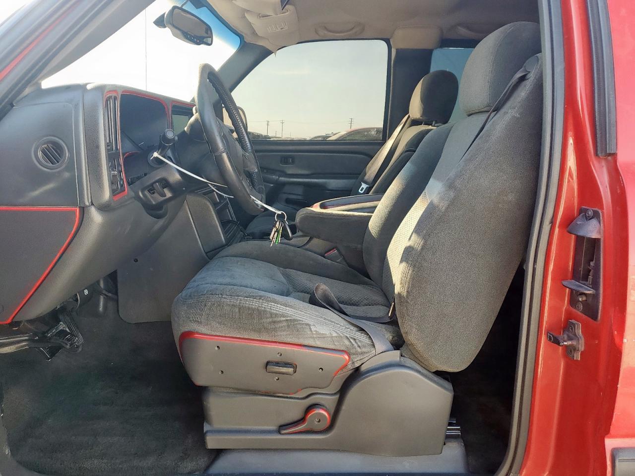 2004 Chevrolet Silverado C1500 VIN: 2GCEC19T041121413 Lot: 91842415