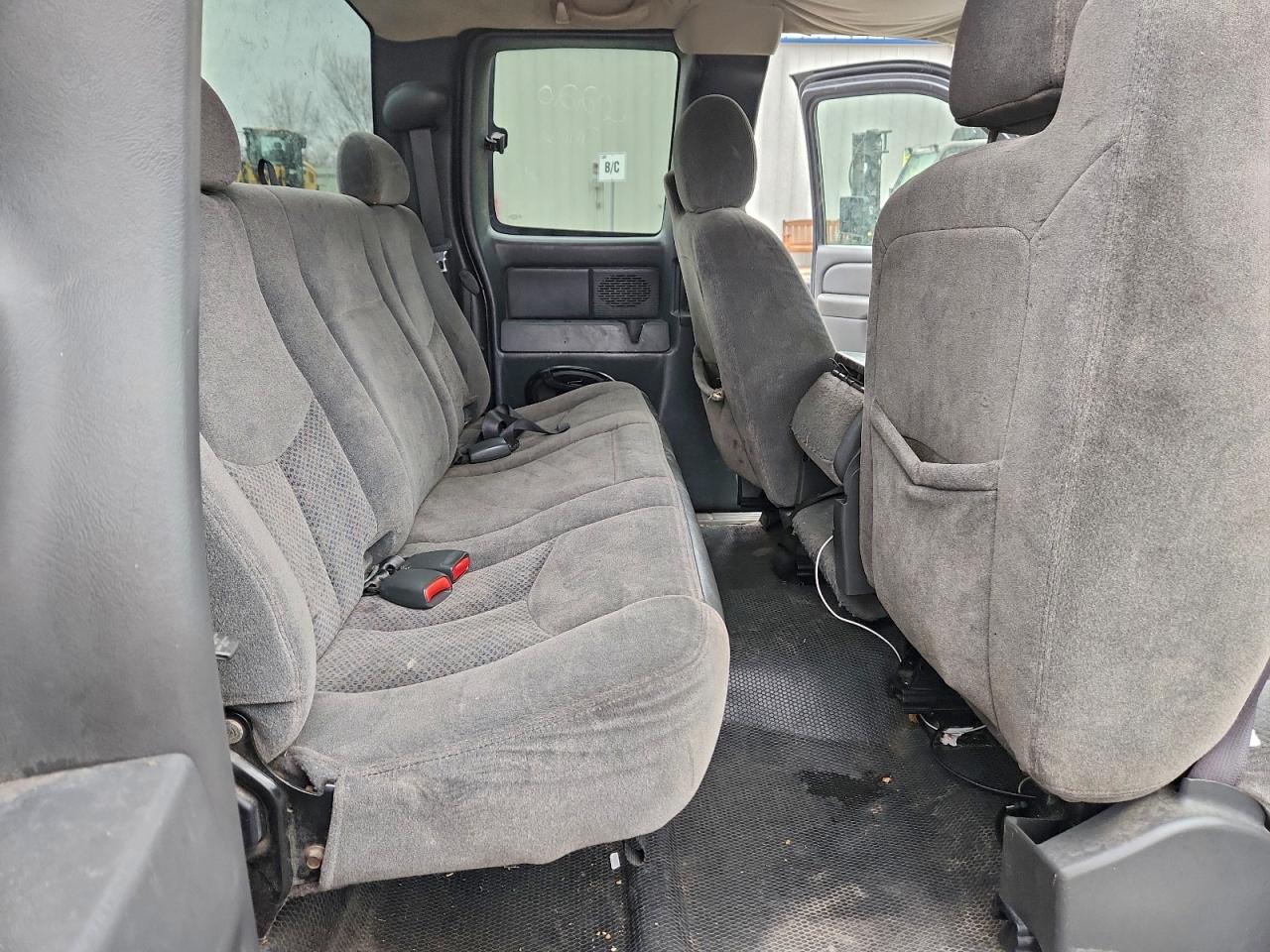 2005 Chevrolet Silverado C1500 VIN: 2GCEC19T251357899 Lot: 94516825