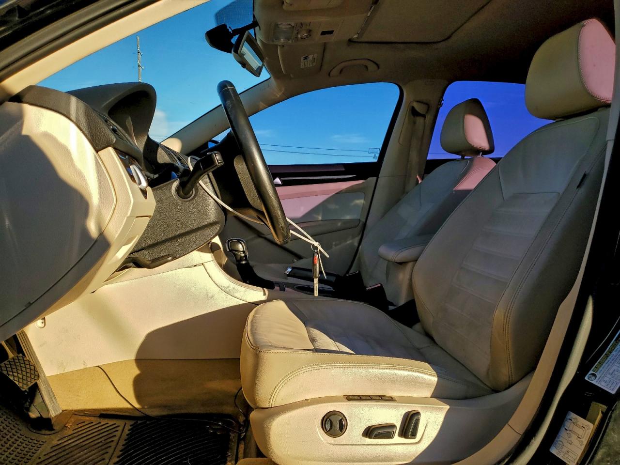 2014 Volkswagen Passat Sel VIN: 1VWCN7A31EC046701 Lot: 94412525