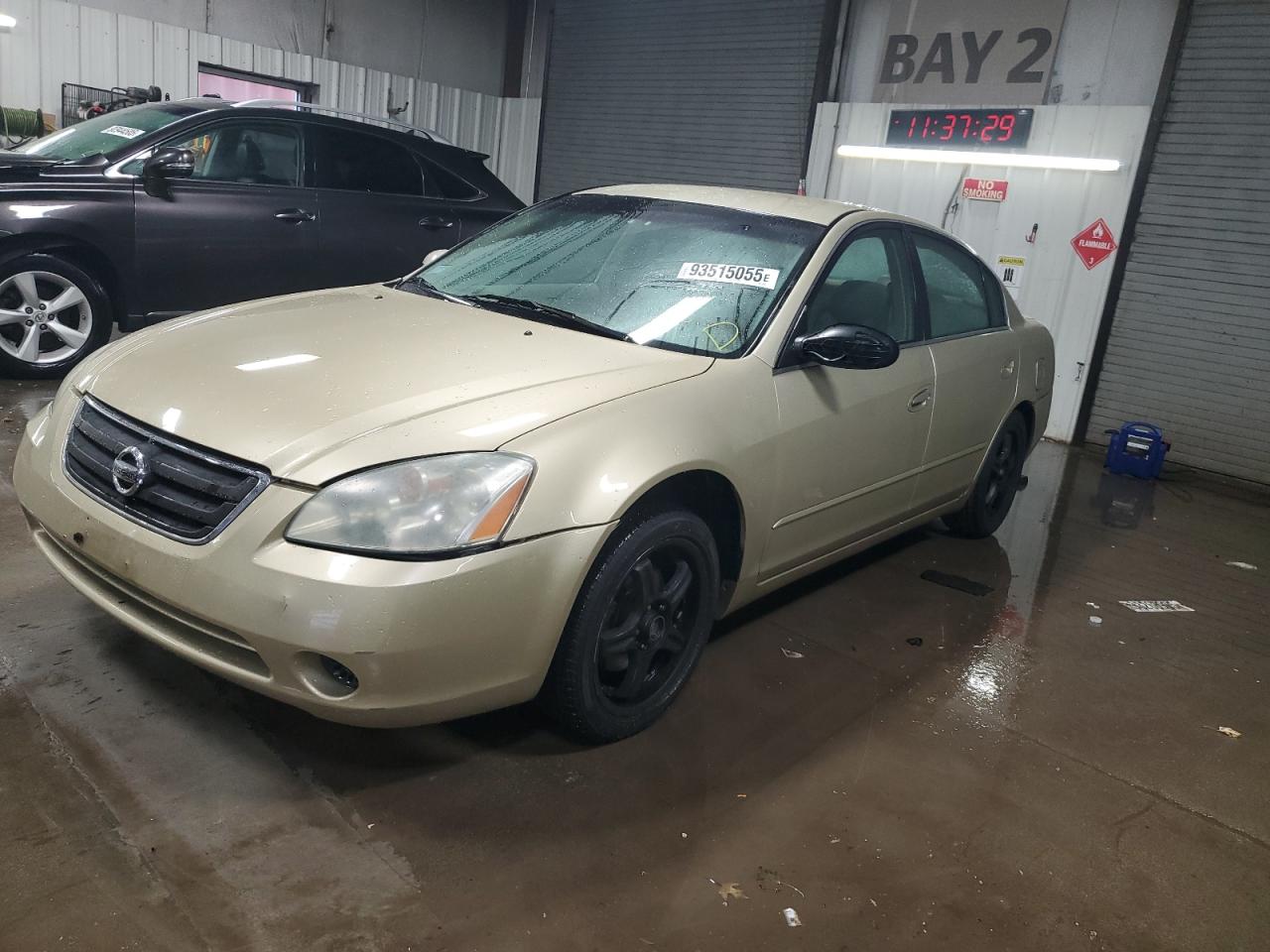 2004 Nissan Altima Base